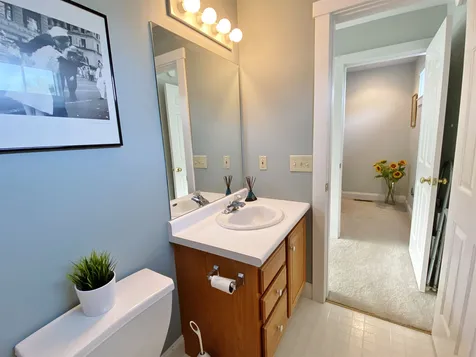256 Commons Road Williston VT 05495