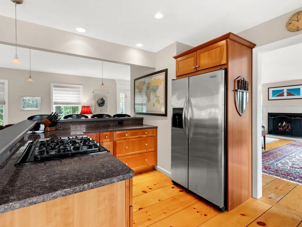 363 Juniper Ridge Shelburne VT 05482