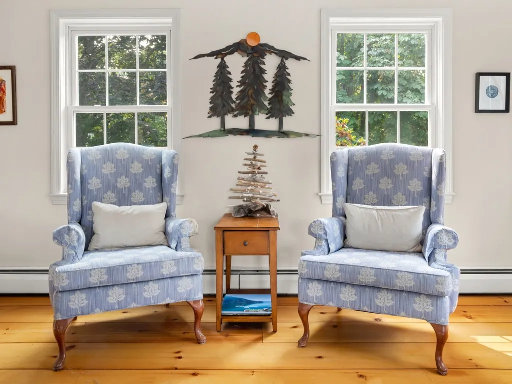 363 Juniper Ridge Shelburne VT 05482