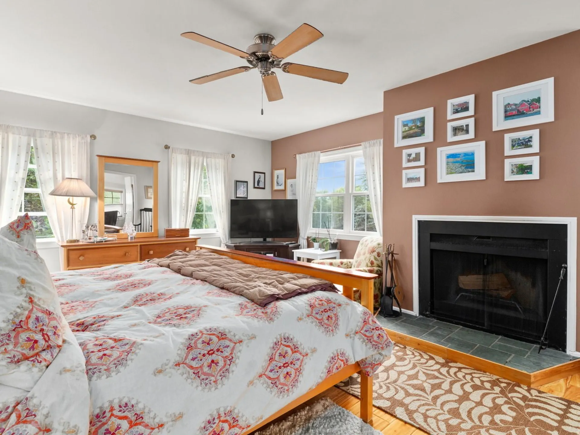 363 Juniper Ridge Shelburne VT 05482