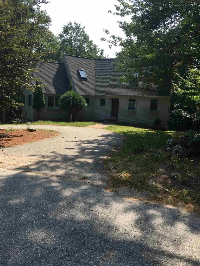 10 Partridge Drive Wolfeboro NH 03894
