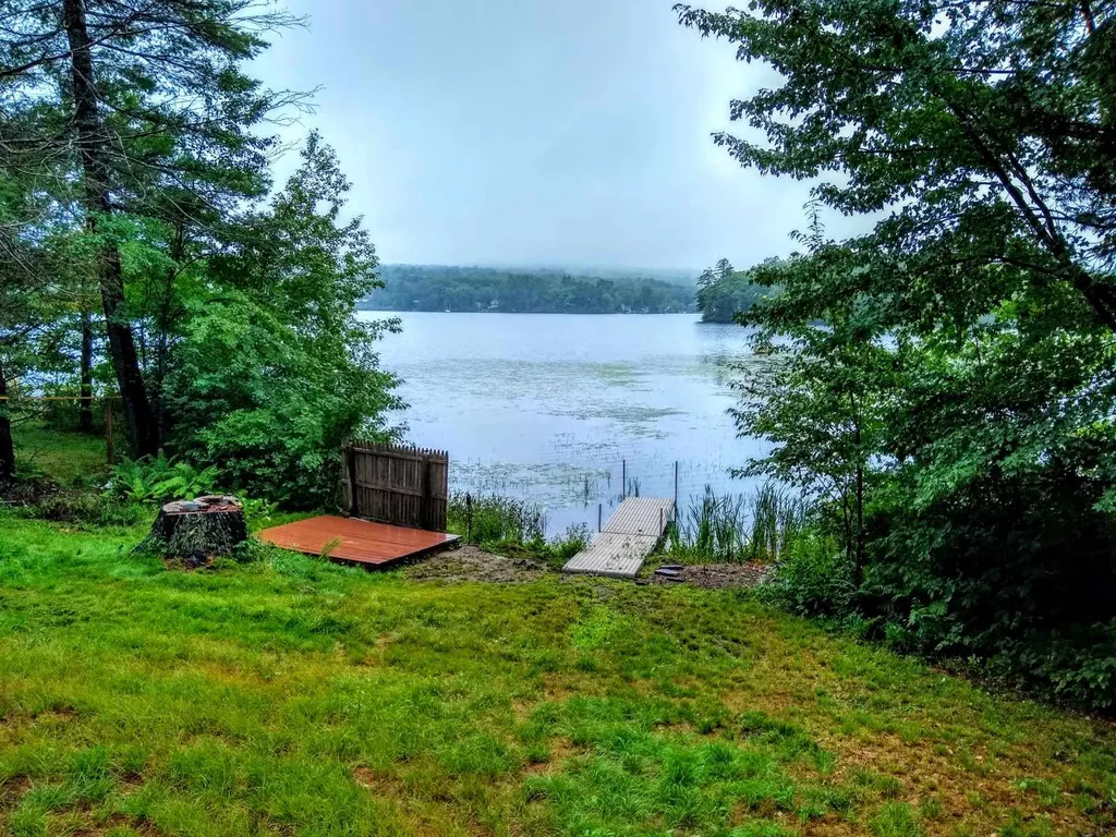 16 Pumphouse Lane Alstead NH 03602