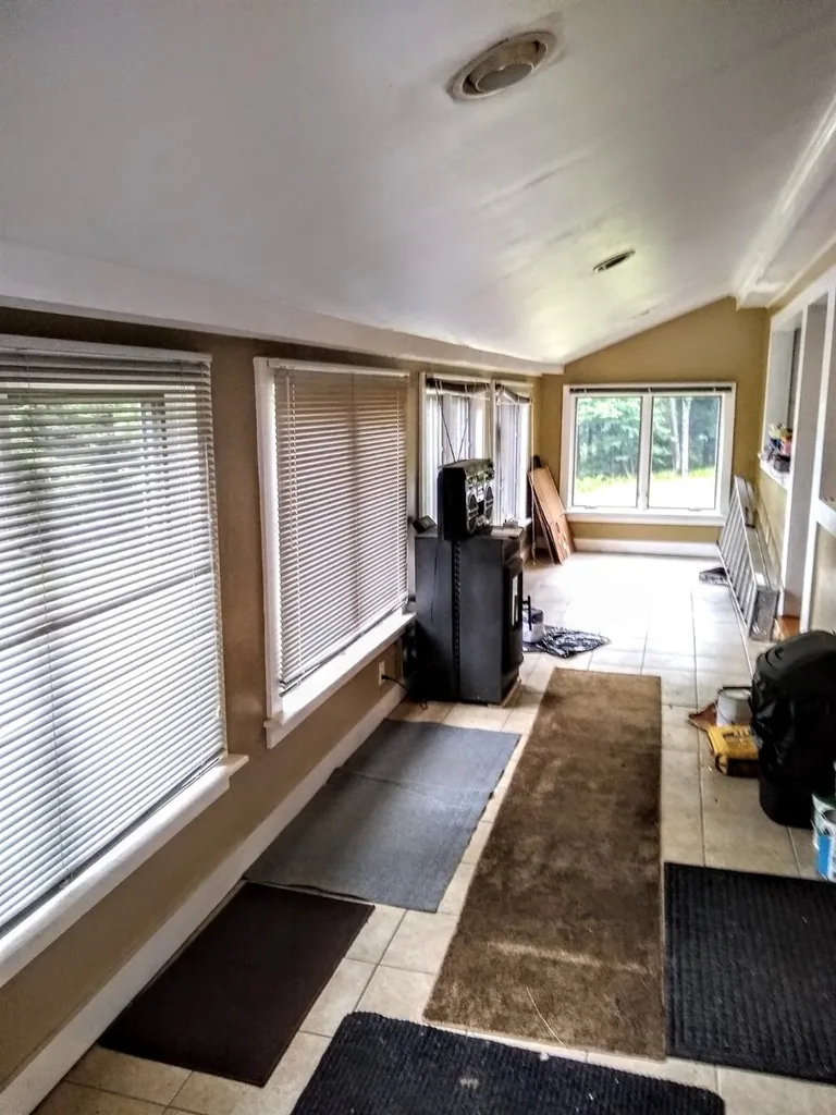 16 Pumphouse Lane Alstead NH 03602
