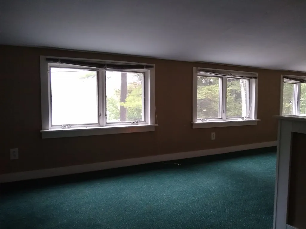 16 Pumphouse Lane Alstead NH 03602