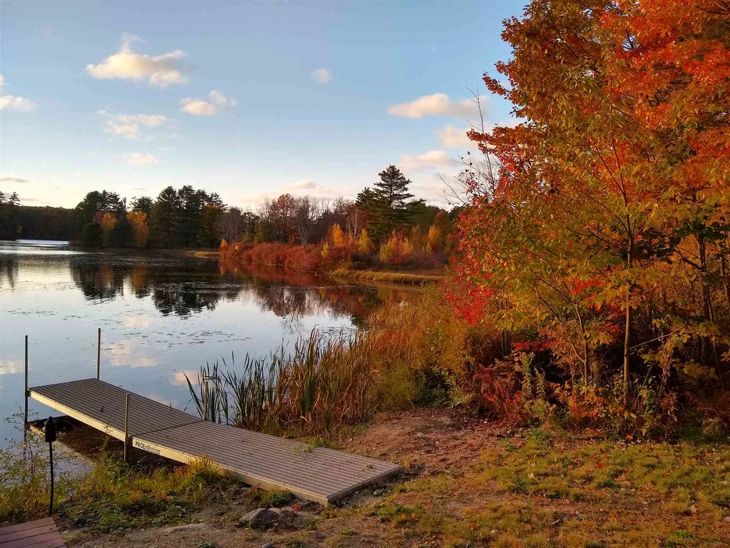 16 Pumphouse Lane Alstead NH 03602