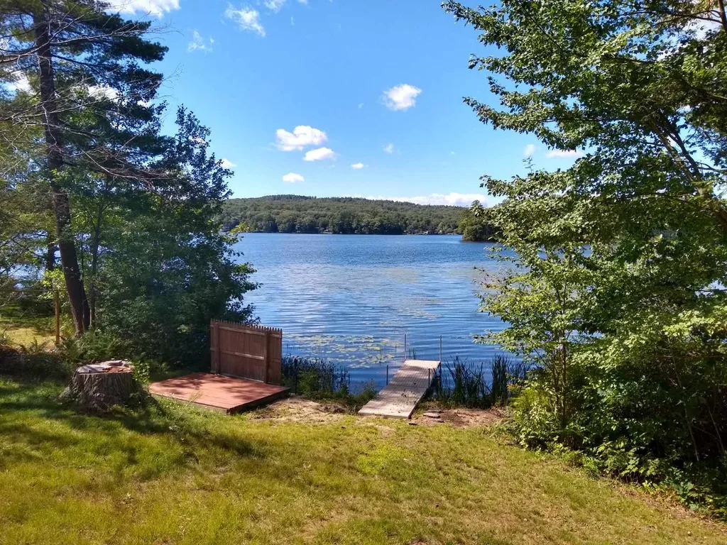 16 Pumphouse Lane Alstead NH 03602