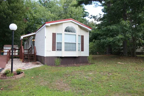 85 Gooseberry Circle Rochester NH 03867