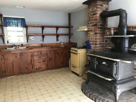 564 Pleasant Valley Road Wolfeboro NH 03894