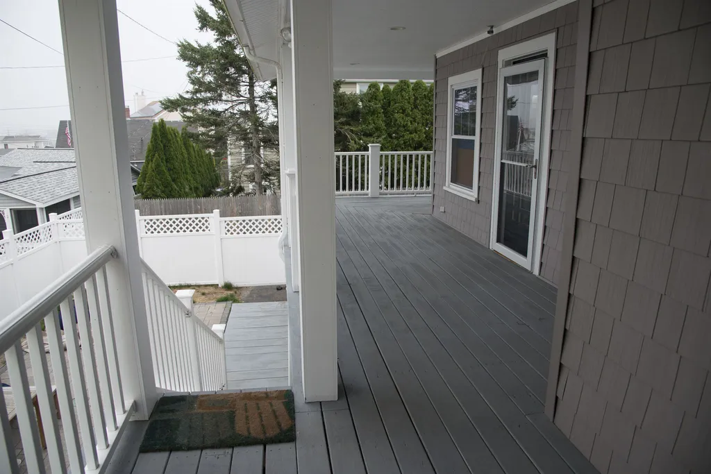 14 Cliff Avenue Hampton NH 03842