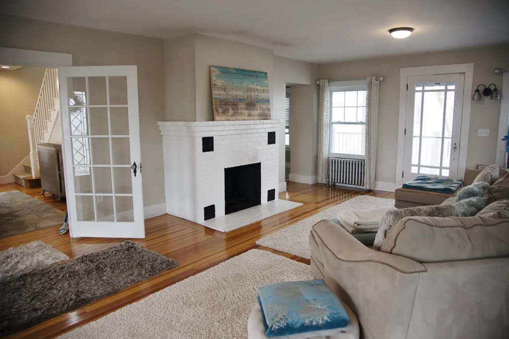 14 Cliff Avenue Hampton NH 03842
