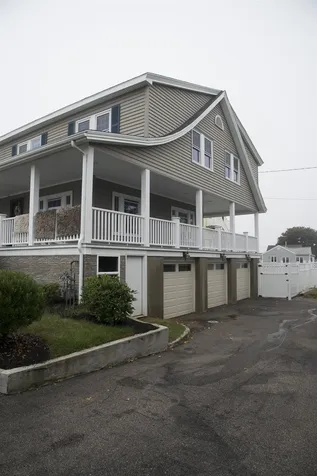 14 Cliff Avenue Hampton NH 03842