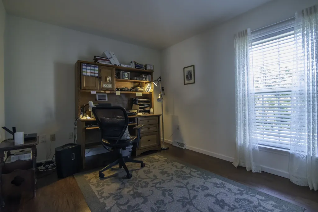 18 Loggers Lane Sandown NH 03873