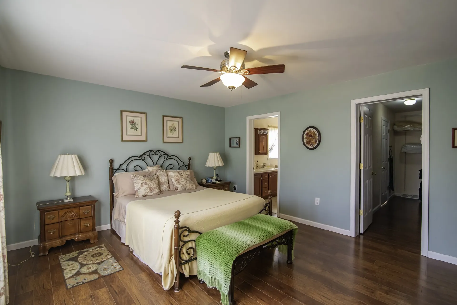 18 Loggers Lane Sandown NH 03873