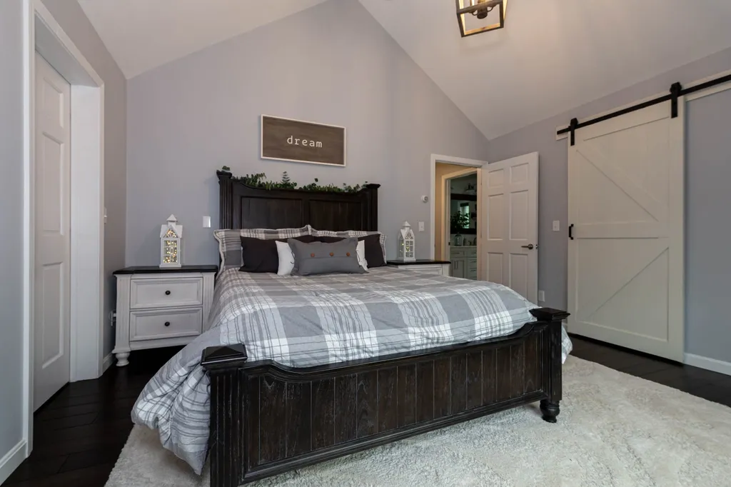 293 Charles Street Farmington NH 03835