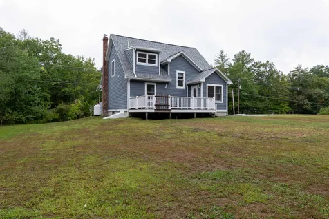 293 Charles Street Farmington NH 03835