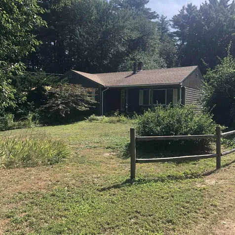 37 Brimmer Lane Hampton Falls NH 03844