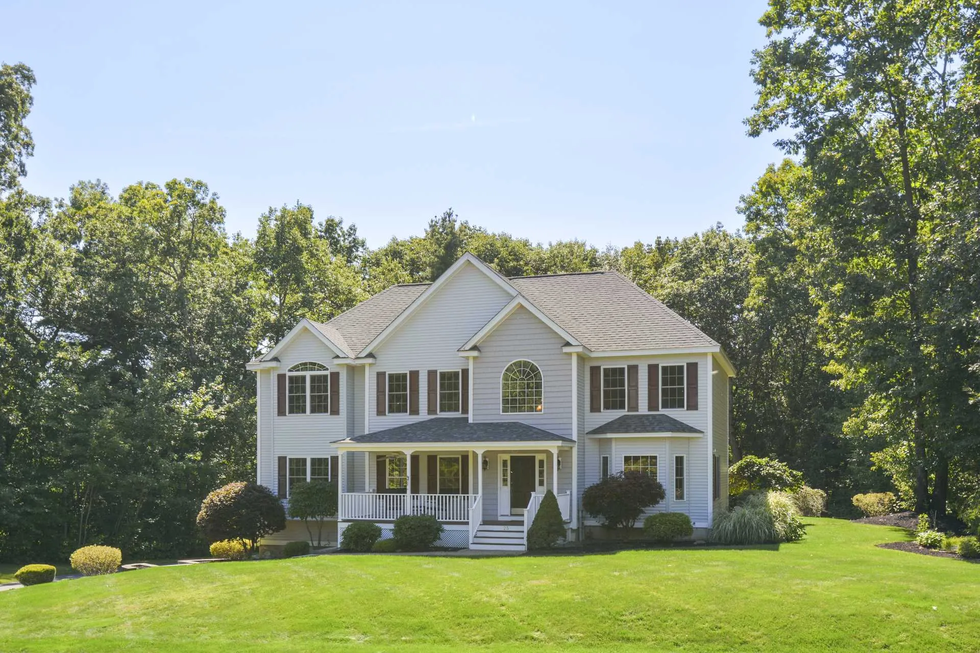 25 Cardiff Road Windham NH 03087