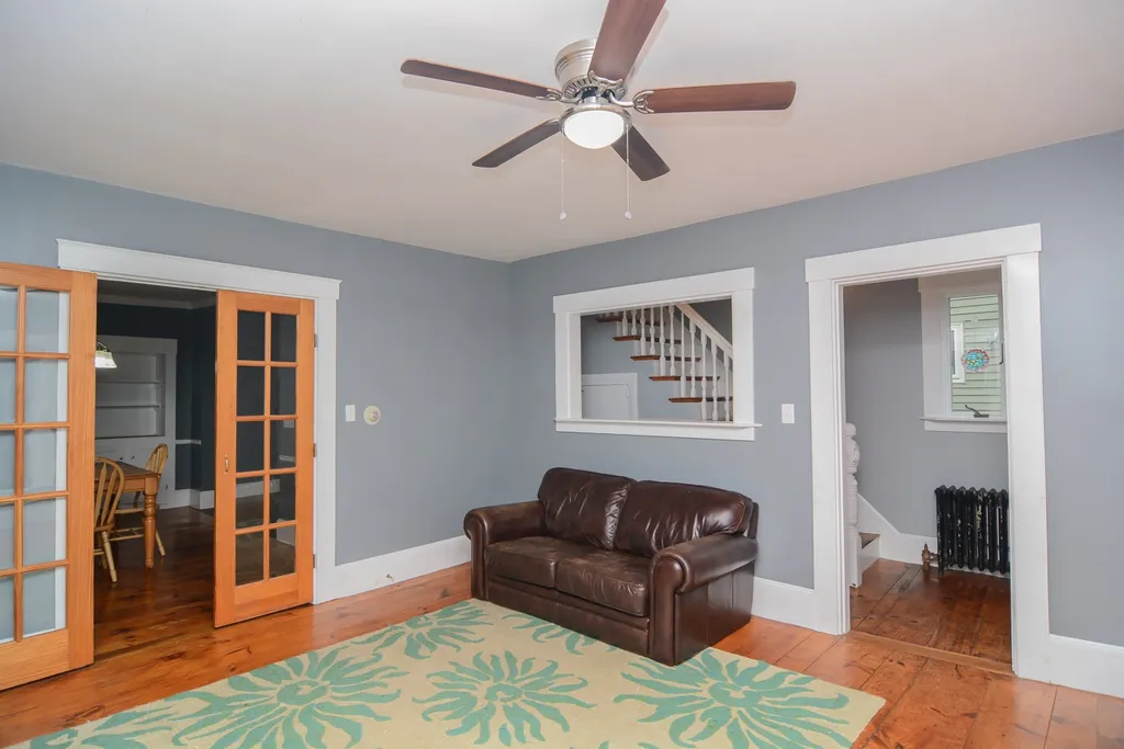 26 Auburn Street Exeter NH 03833