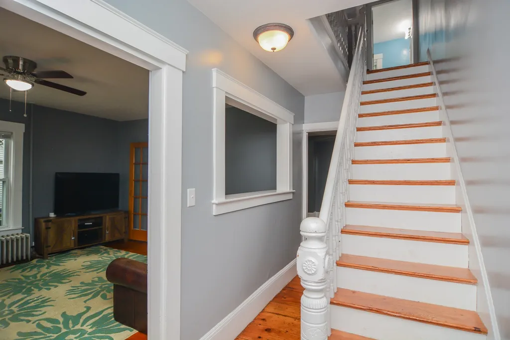 26 Auburn Street Exeter NH 03833