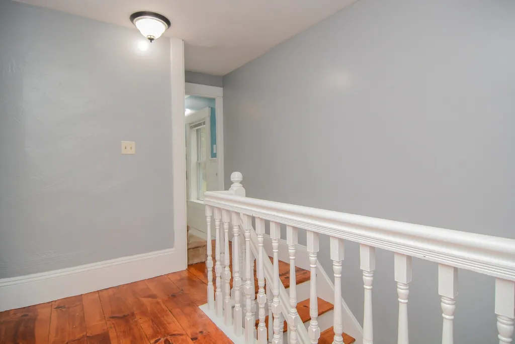 26 Auburn Street Exeter NH 03833