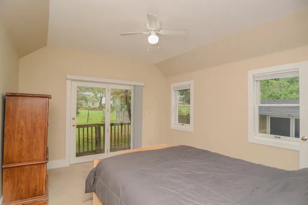 26 Auburn Street Exeter NH 03833