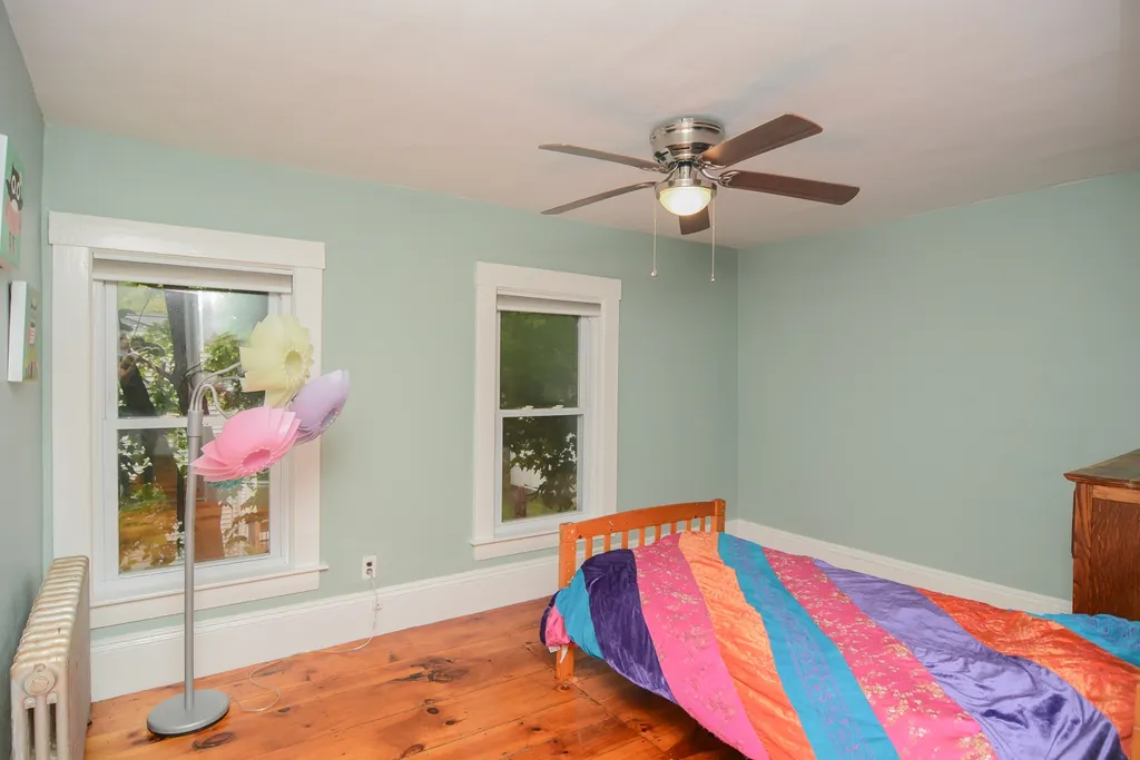 26 Auburn Street Exeter NH 03833