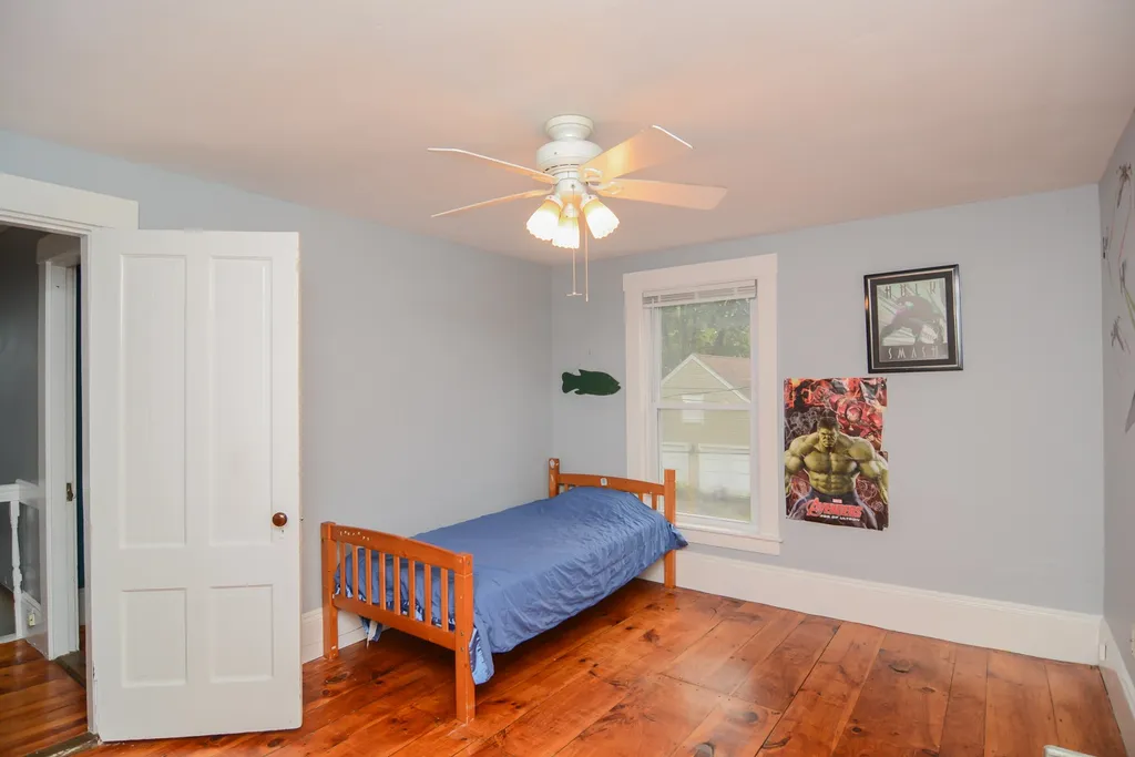 26 Auburn Street Exeter NH 03833