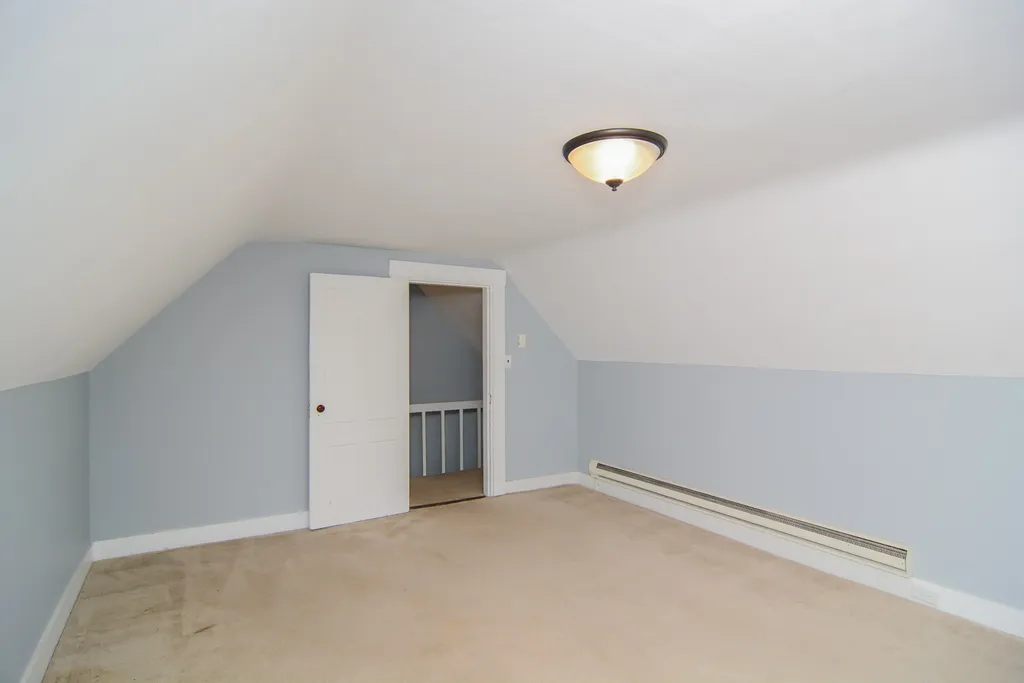 26 Auburn Street Exeter NH 03833