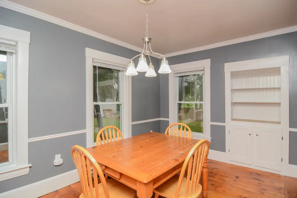 26 Auburn Street Exeter NH 03833
