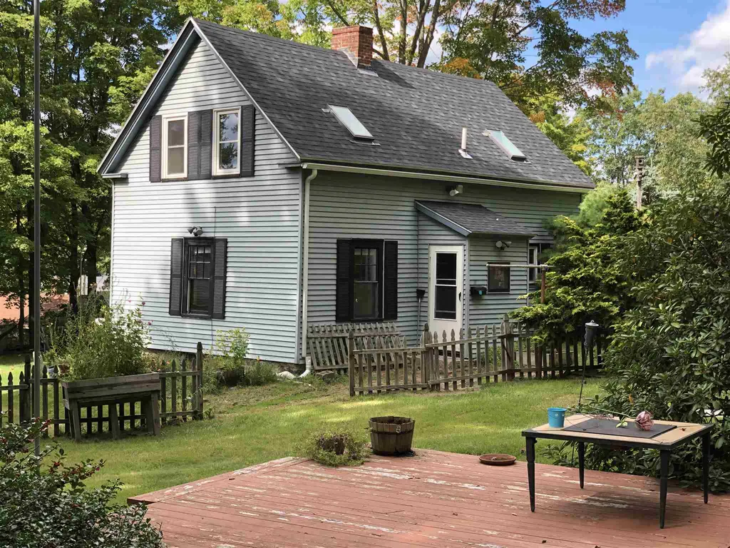 1 Colonial Drive Newmarket NH 03857