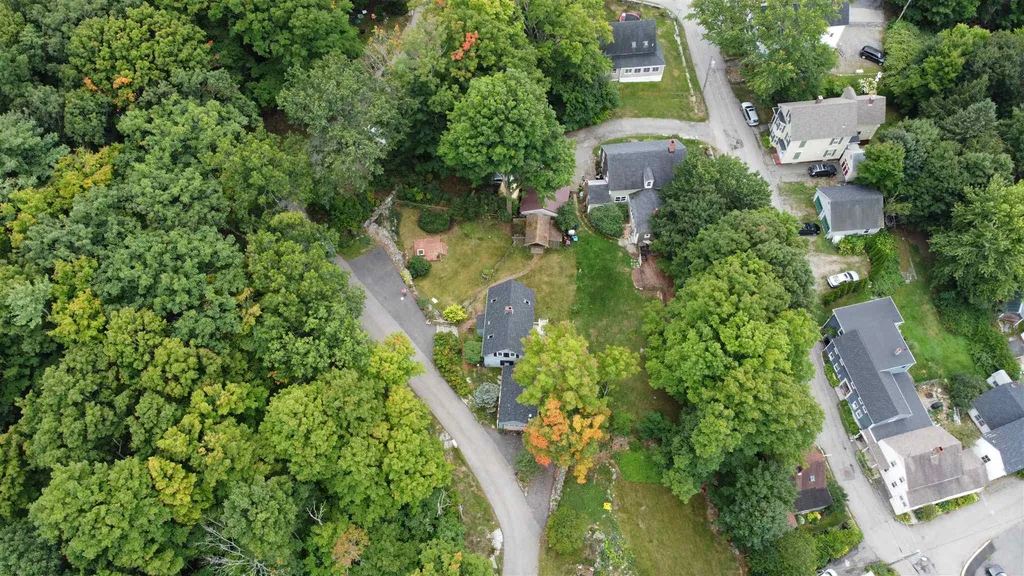 1 Colonial Drive Newmarket NH 03857
