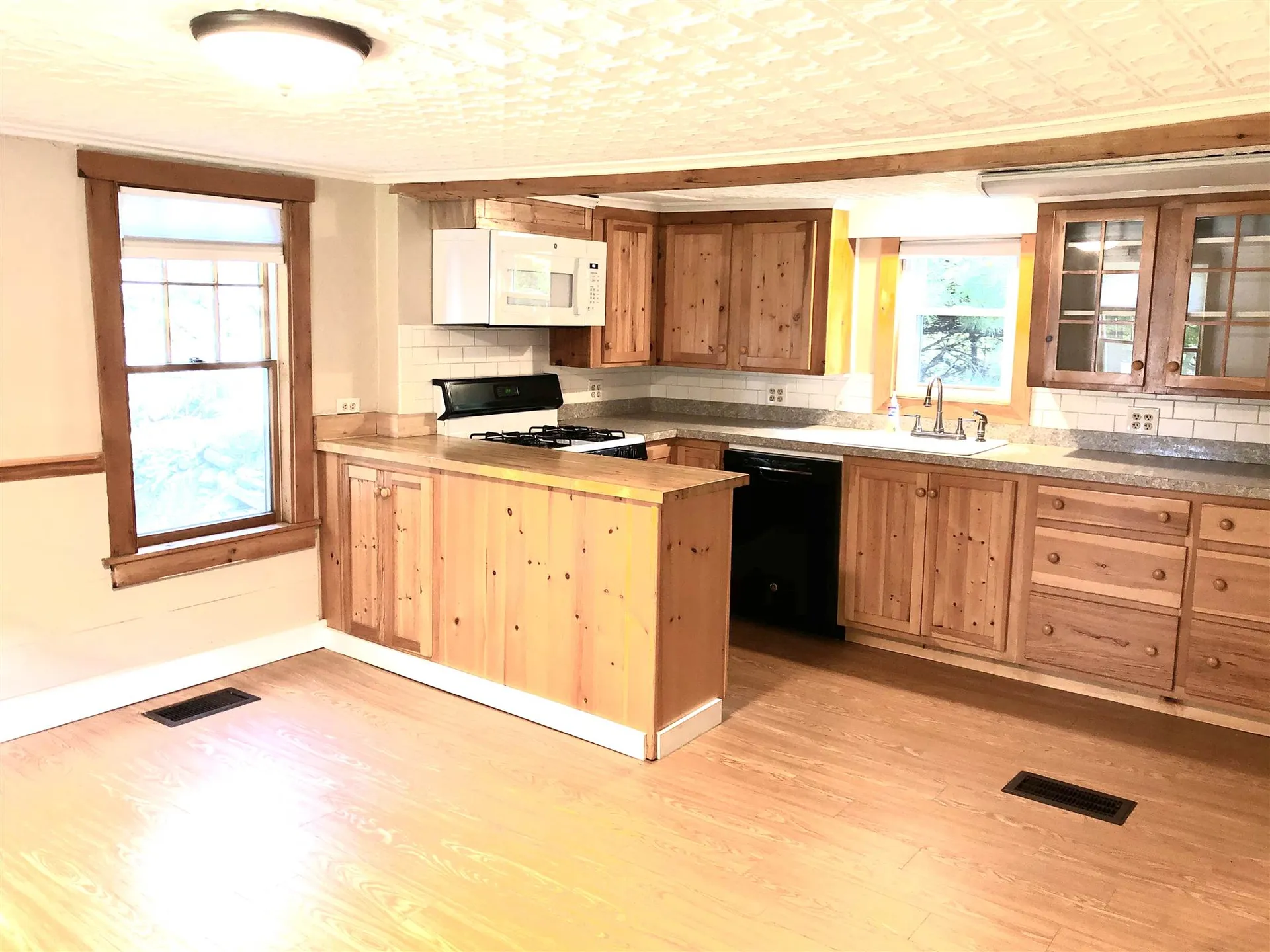 1 Colonial Drive Newmarket NH 03857