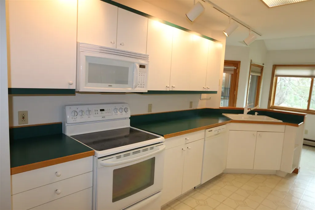 134 Meadowrun Road Williston VT 05495
