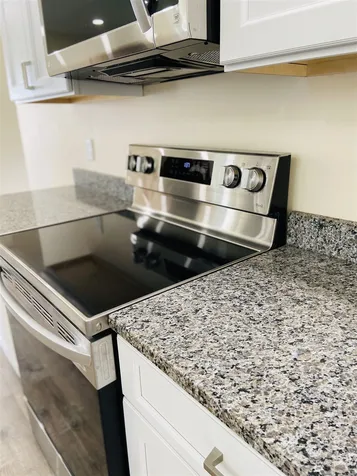 11 Bennett Street Nashua NH 03064