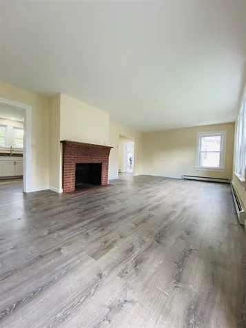 11 Bennett Street Nashua NH 03064