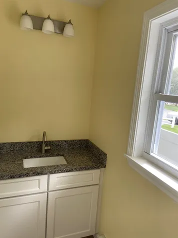 11 Bennett Street Nashua NH 03064