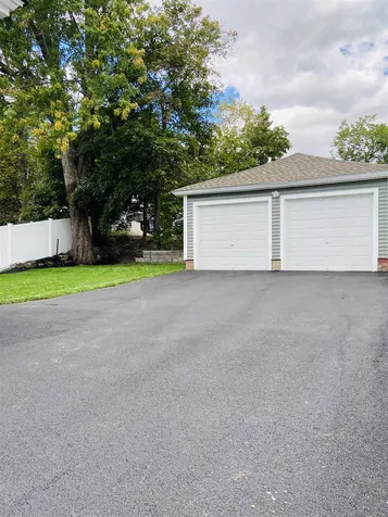 11 Bennett Street Nashua NH 03064