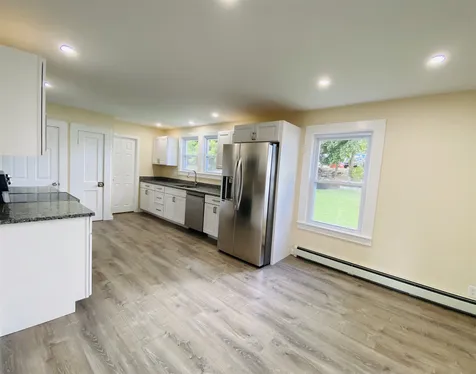 11 Bennett Street Nashua NH 03064