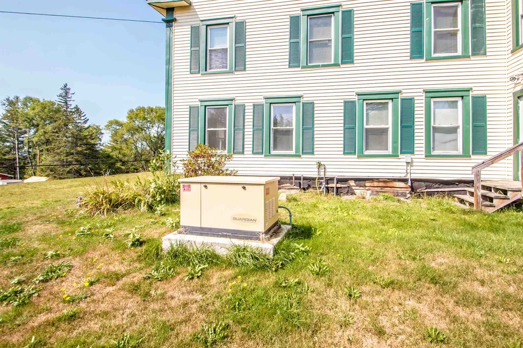 7 Davenport Road Jefferson NH 03583