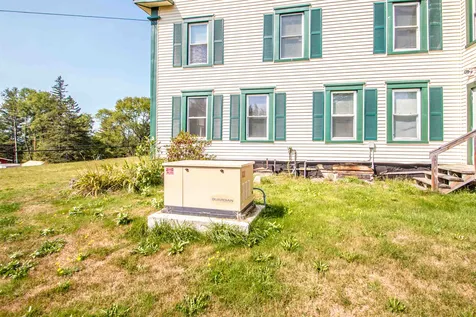 7 Davenport Road Jefferson NH 03583