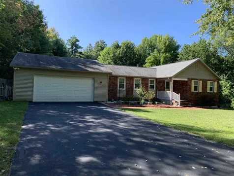 5 Camelot Drive Bedford NH 03110