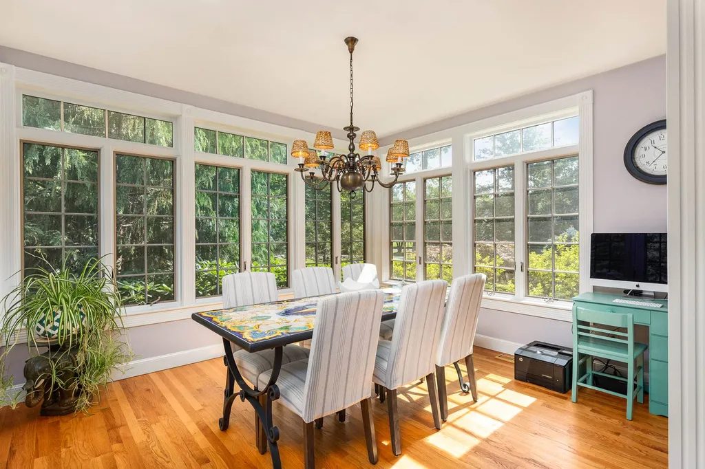33 Squier Drive North Hampton NH 03862