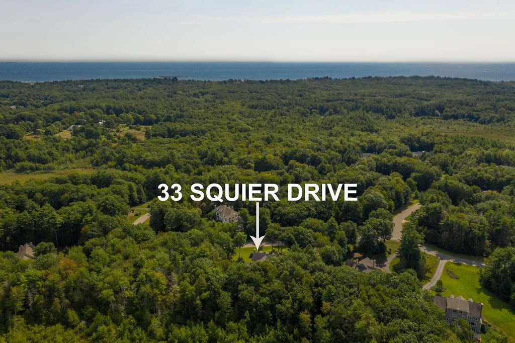 33 Squier Drive North Hampton NH 03862
