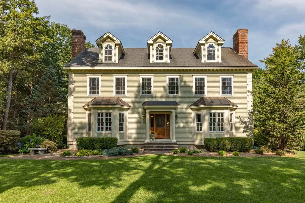 33 Squier Drive North Hampton NH 03862