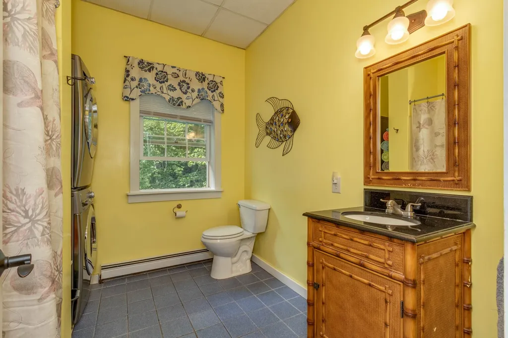 29 Lockes Hill Road Gilford NH 03249
