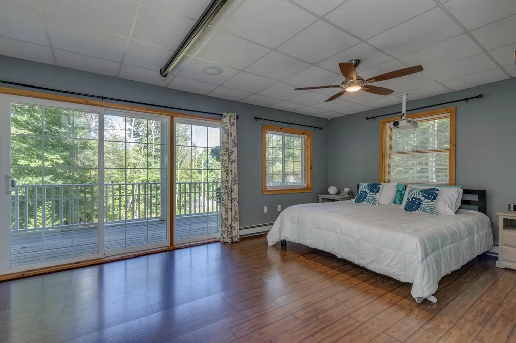 29 Lockes Hill Road Gilford NH 03249