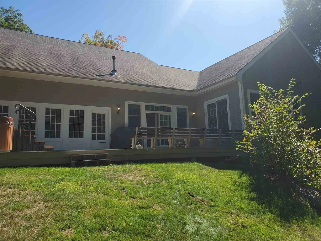 17 Whitehouse Farm Lane Moultonborough NH 03254