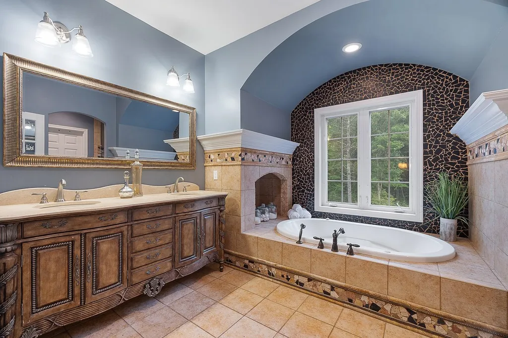 30 Norwood Road Salem NH 03079