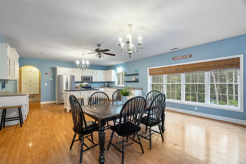 30 Norwood Road Salem NH 03079