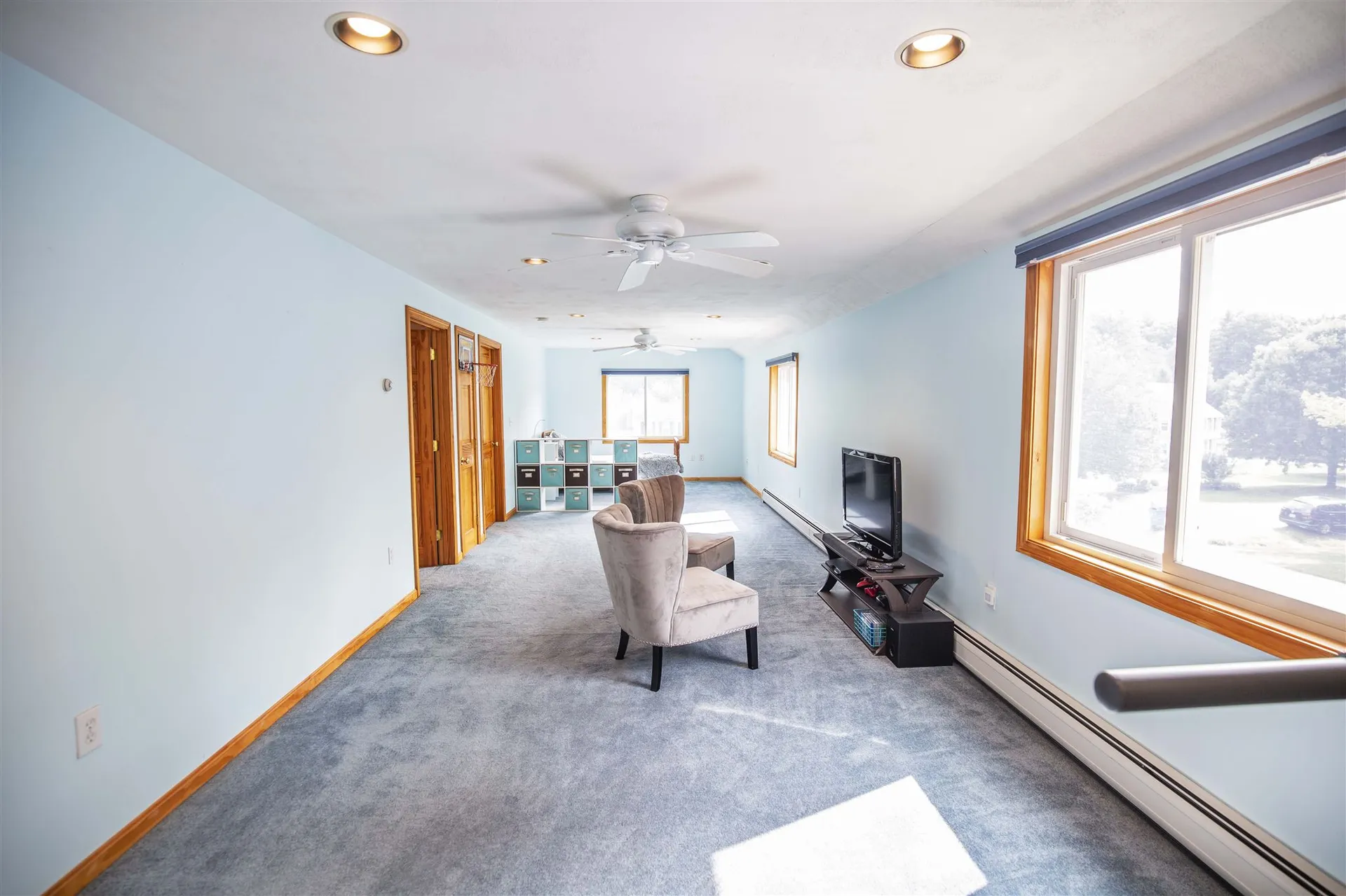 8 Moulton Drive Londonderry NH 03053